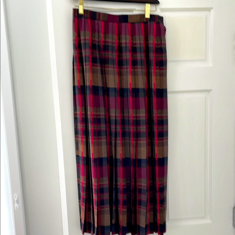 Plaid vintage pleated skirt by Jaeger -12